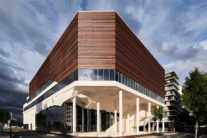 Entrée du Clichy Hall