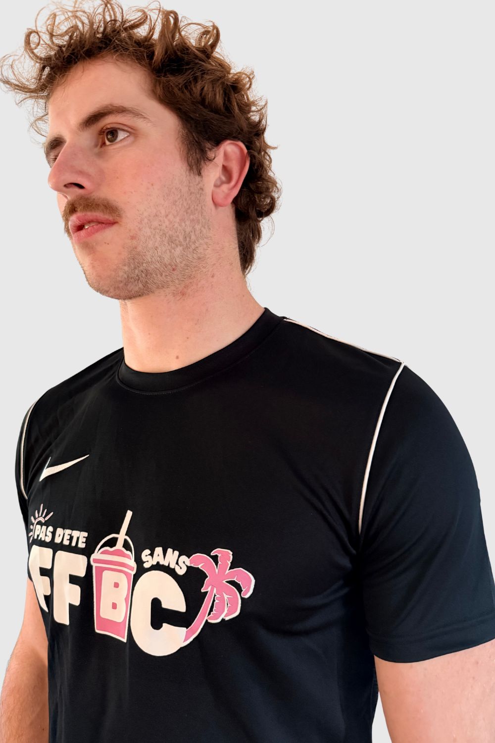 T-Shirt Nike Noir pas d'été sans FFBC – Image 3